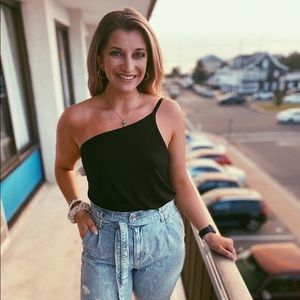 Meet your Posher, Ginamarie